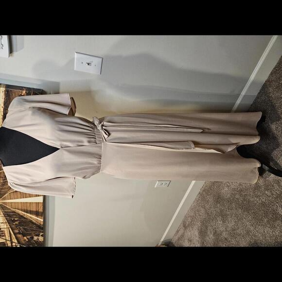 Show Me Your Mumu X-Small Wrap Dress - Elegant Blush - Picture 8 of 9